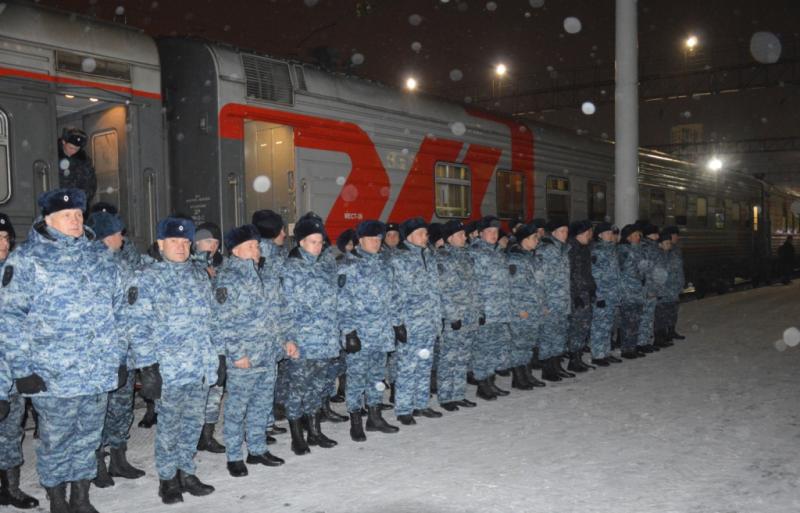 Спасибо за службу на Кавказе! Сводный отряд свердловской полиции вернулся из полугодовой командировки