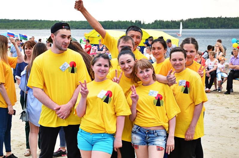 Владимир Семенов поощрит активистов молодёжного движения Нефтеюганского района
