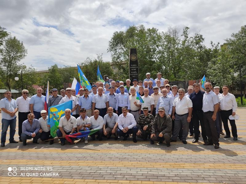 В Дагестане отметили 90-летие ВДВ