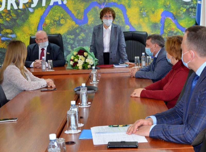 Владимир Семенов принял участие в рабочем совещании по вопросам социально-экономического развития Нефтеюганского района
