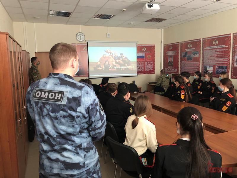 На базе сургутского ОМОН состоялся день открытых дверей (Россия)