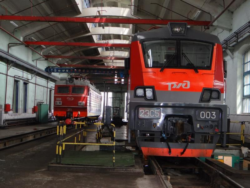 В 2020 году в сервисных локомотивных депо Красноярской магистрали отремонтировано свыше 7500 единиц локомотивов