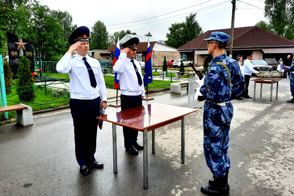 В ИК-6 УФСИН России по Рязанской области молодые сотрудники приняли Присягу