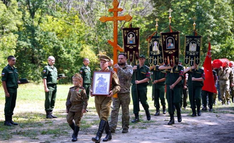 Бойцы поискового отряда «Пересвет» Нововоронежской АЭС приняли участие в перезахоронении останков 22 советских солдат
