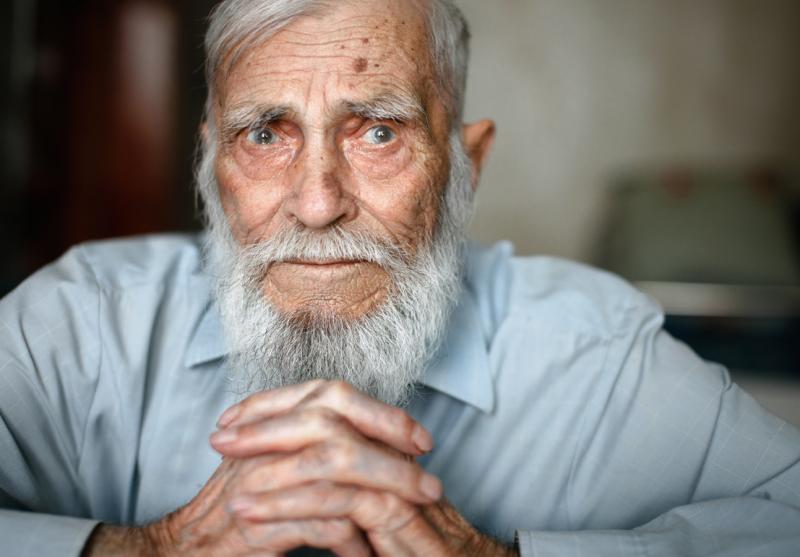 Фотовыставка "Внутренний свет 75+" ко Дню пожилого человека