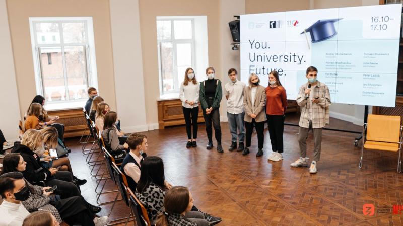 Российское общество «Знание» проведет просветительские форумы для молодежи в рамках проекта «Умный маршрут»