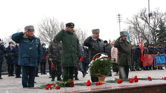 Начальник Управления Росгвардии по Ульяновской области принял участие в митинге-реквиеме, посвященном Дню  Неизвестного солдата