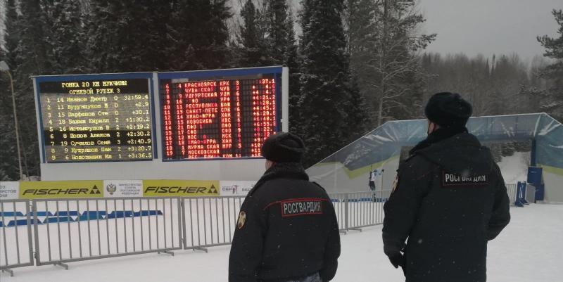 Росгвардия обеспечила безопасность этапа Кубка России по биатлону в Тюменской области