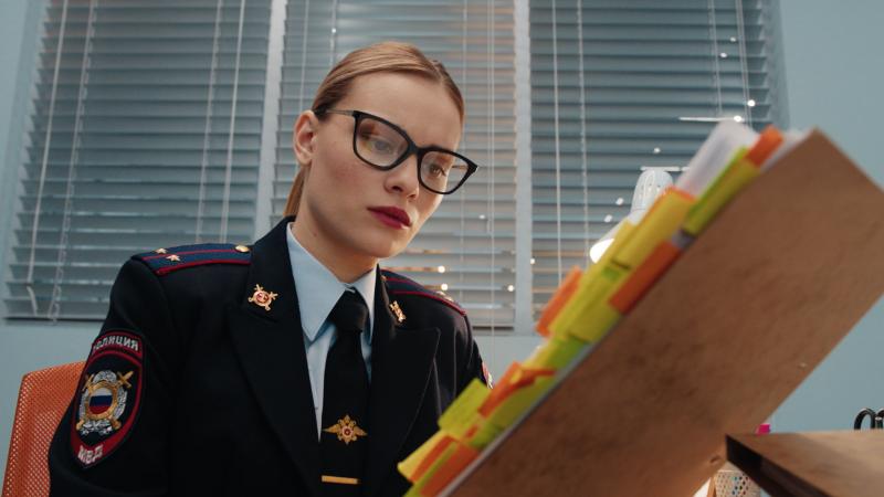 Новыe герои, киберпреступность и ещё больше девушек в РОВД: второй сезон комедийного сeриала «Девушки с Макаровым» выйдет на ТНТ