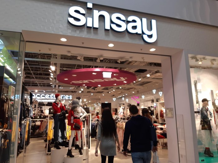 Магазины Sinsay вновь заработали в торговых центрах «Эссен»!
