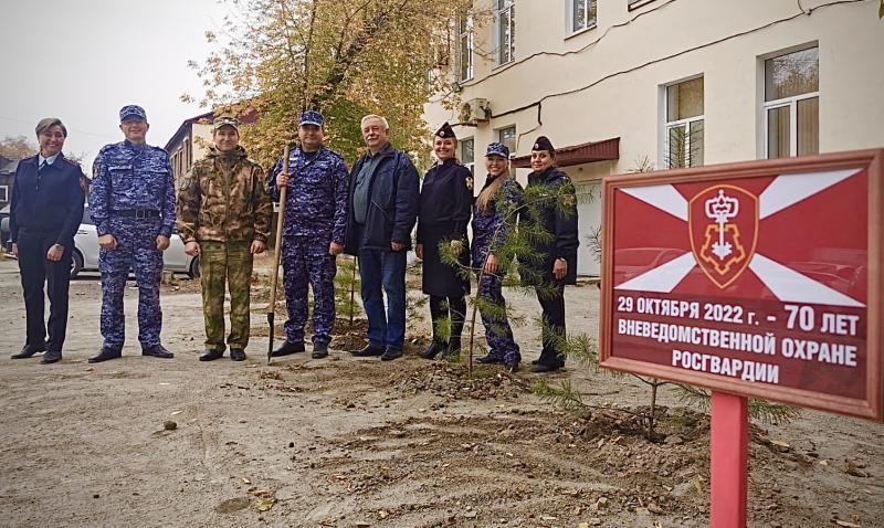 Аллея, посвященная 70-летию вневедомственной охраны Росгвардии, появилась в Иркутской области