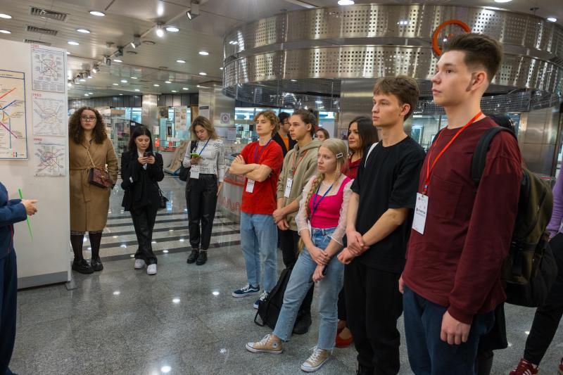 Участники II Московского международного форума медиаэкспертов и блогеров «Этноток» познакомились с разной Москвой