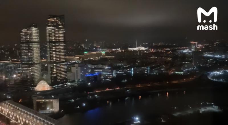 Три башни IQ-квартала "Москвы-Сити" остались без света