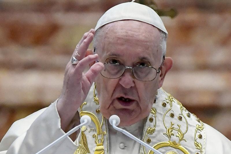 Папа Римский сказал, что обеспокоен перекрытием Лачинского коридора. Единственная дорога между Арцахом и Арменией заблокирована Азербайджаном
