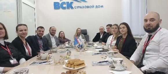 Новгородский филиал САО «ВСК» провел Бизнес-завтраки с риелторами агентства недвижимости «Этажи»