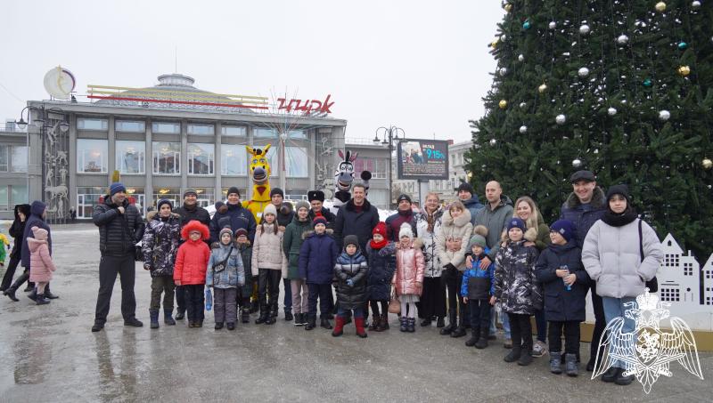 Дети саратовских росгвардейцев посетили цирк
