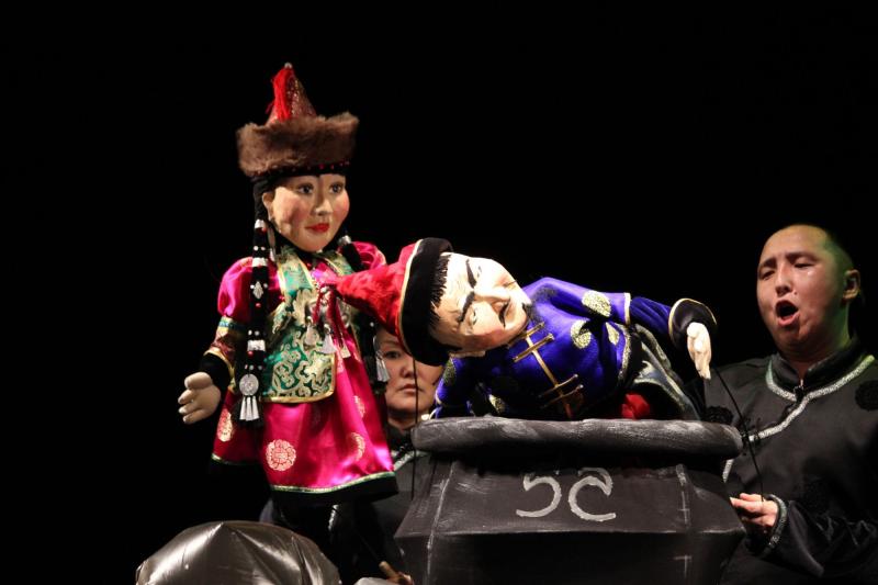Театр кукол «Ульгэр» стал единственным участником программы «Большие гастроли» из Бурятии