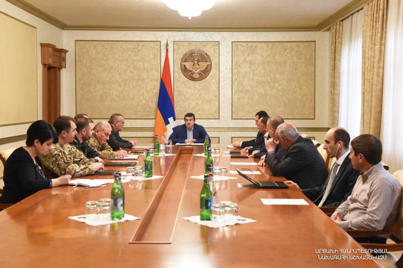 На заседании Совбеза Нагорного Карабаха (Арцаха) обсуждены вопросы, касающиеся незаконных действий Азербайджана в Лачинском коридоре