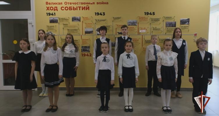 В преддверии Дня Росгвардии школьники из Тамбова записали поздравление для защитников Донбасса