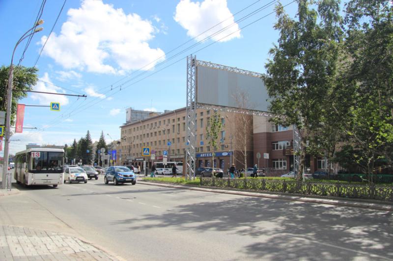 Москвичи планируют занять 20% рынка наружной рекламы в Новосибирске